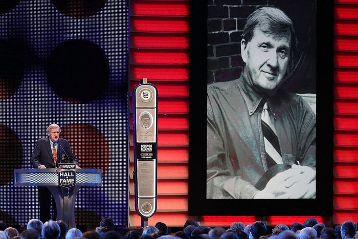 NASCAR Hall of Fame broadcaster Ken Squier passes away